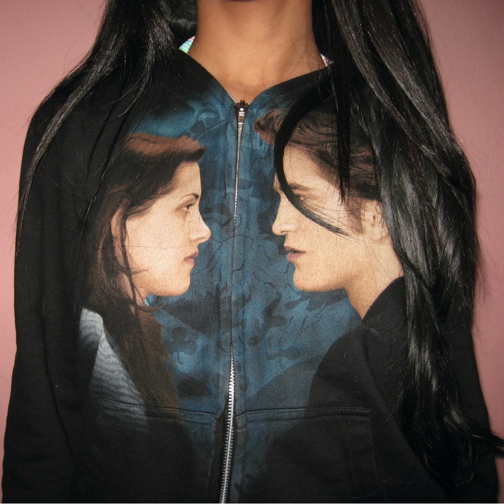 Twilight rare zip up sweater new moon